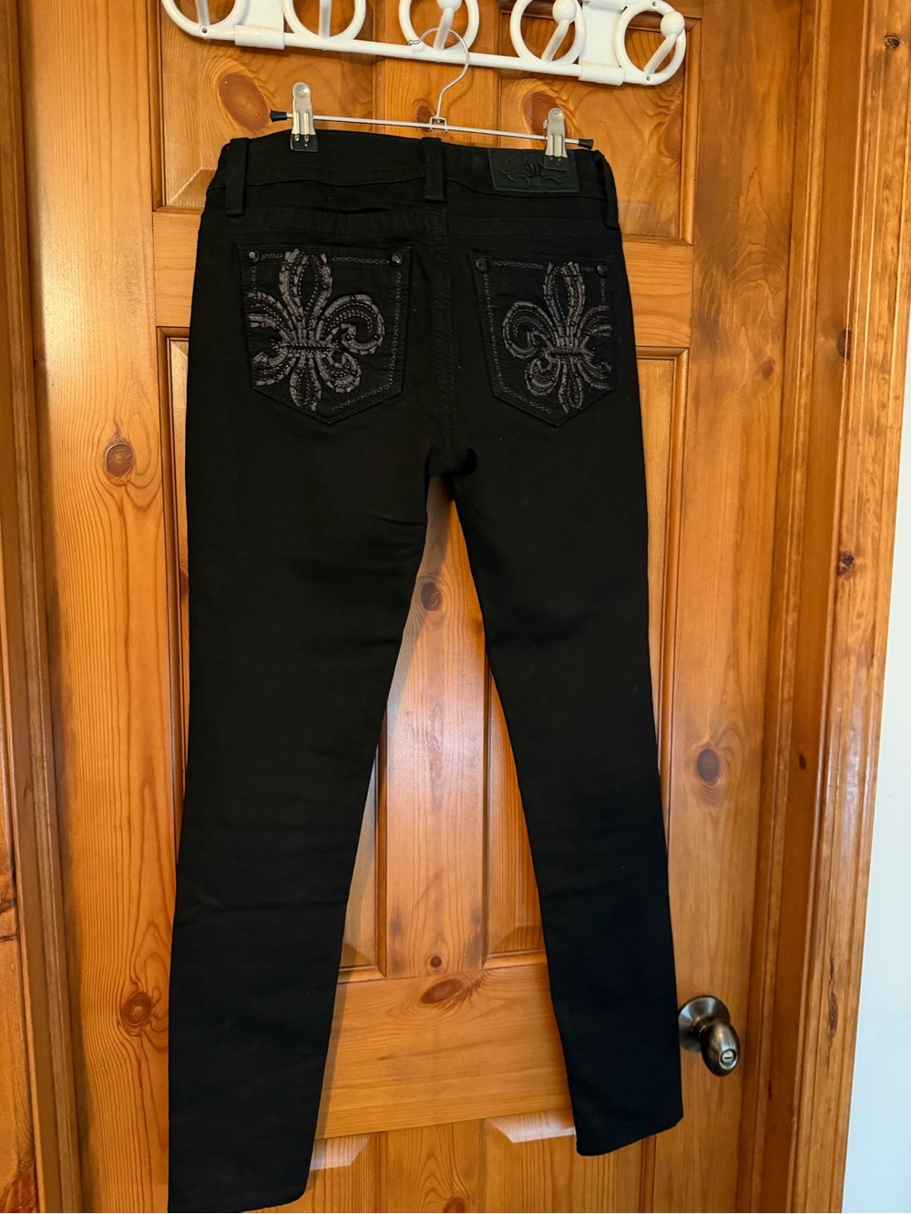 Miss Me Black Skinny Jeans with Fleur-de-Lis Pocket Embroidery